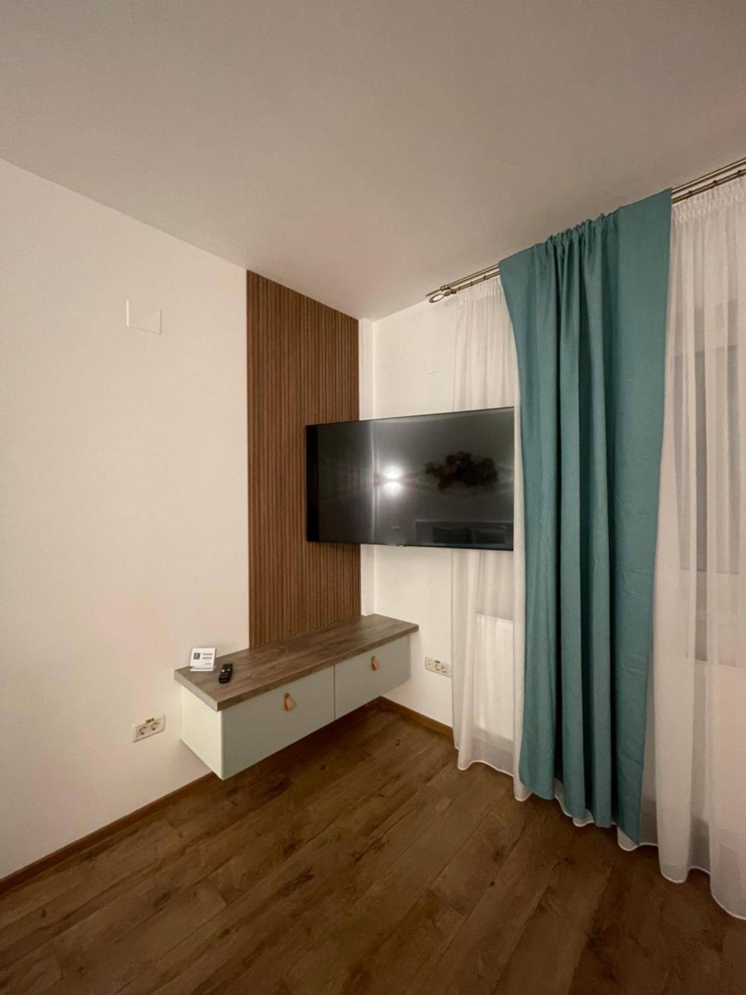 Arena Studio Piteşti Exterior foto